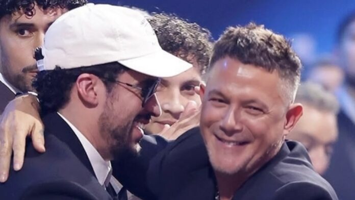 Comentario de Alejandro Sanz tras show de Bad Bunny en el Super Bowl genera debate en redes