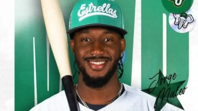 El jugador de 30 años fue adquirido por las Estrellas en medio de la recientemente concluida temporada de béisbol profesional dominicano, en un cambio con los Leones del Escogido, por el antesalista Eguy Rosario.