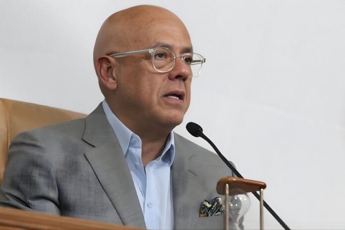 «Nosotros pedimos perdón y tenemos que perdonar también, pedimos perdón porque lo digo con claridad: a mi no me gustan los presos», dijo Rodríguez durante la sesión.