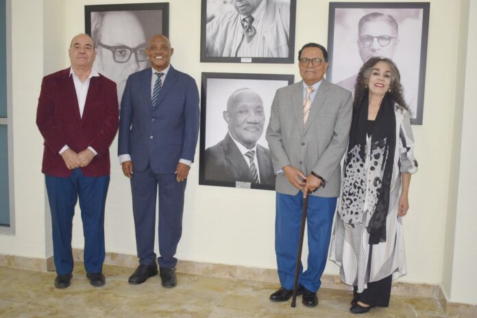 Biblioteca Nacional rinde homenaje a Mateo Morrison con la colocación de su retrato