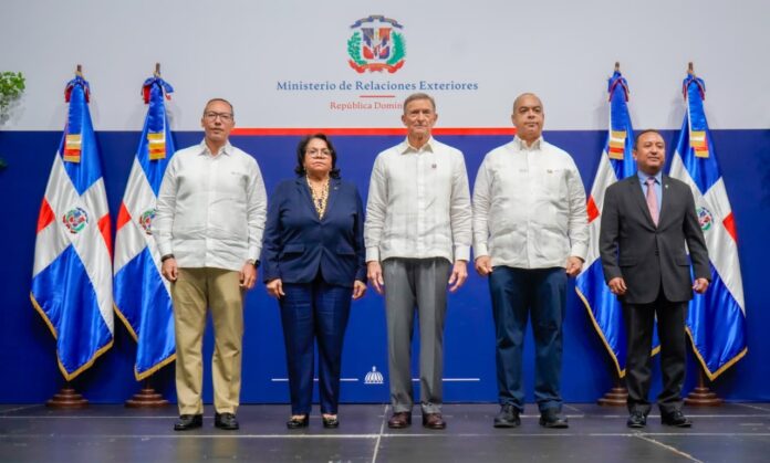 Presidenta de la Cámara de Cuentas fortalece cultura de transparencia durante “Entrenamiento Consular” del MIREX