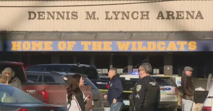Dos muertos tras tiroteo en estadio de hockey sobre hielo en EEUU