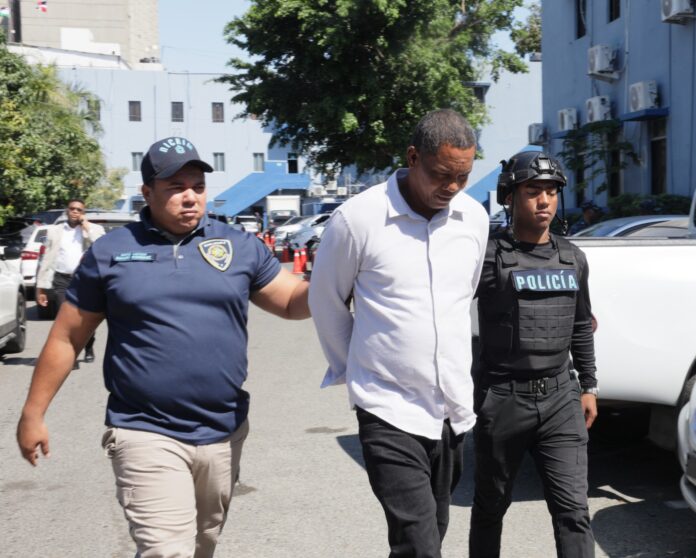 Pesqueira garantizó el respeto pleno a los derechos fundamentales del detenido y el debido proceso de ley, conforme a lo establecido en la Constitución y las normativas vigentes.