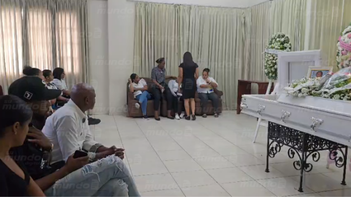 Velan restos de niña de seis años hallada sin vida en su vivienda en San Cristóbal