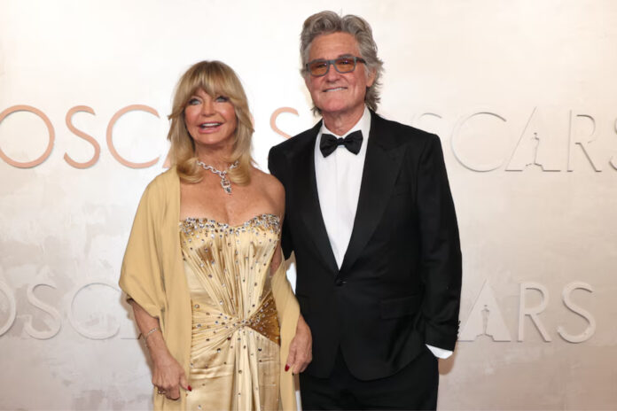 Kurt Russell revela que su “propuesta de matrimonio” a Goldie Hawn en los Oscar fue improvisada