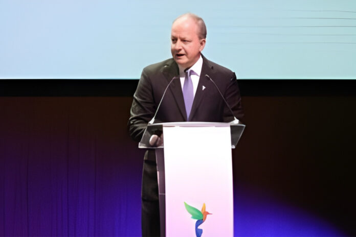Fernández Valdovinos aseguró que el gran reto es «traducir ese potencial que tenemos hoy en realidades, es decir, en crecimiento sostenido, en inversión productiva y en bienestar real para todos nuestros ciudadanos».