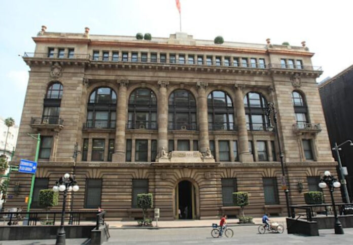 En su anuncio, el banco central dijo que «juzgó apropiado en esta ocasión continuar con el ciclo de disminuciones de la tasa de referencia».