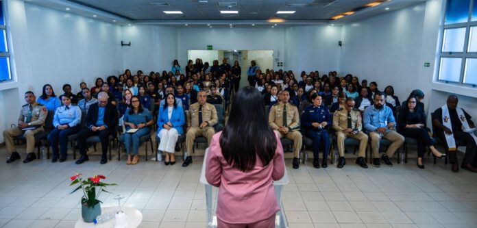 Migración imparten Charla preventiva del Cáncer de Cérvix
