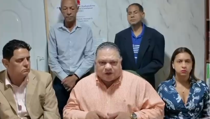 Mario Díaz propone suspensión de licencias y sanciones a sindicatos que aumenten pasajes