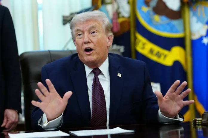 Trump insiste con desatar 
