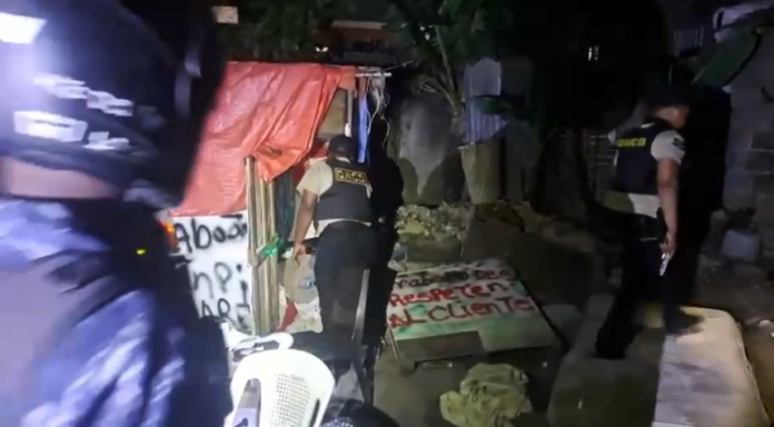 Policía desmantela puntos de venta de drogas, detiene a un hombre por robo y ocupa motocicletas en Los Guaricanos