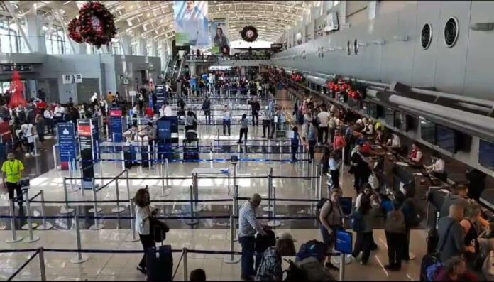 Costa Rica registra llegada récord de turistas en el primer trimestre de 2026