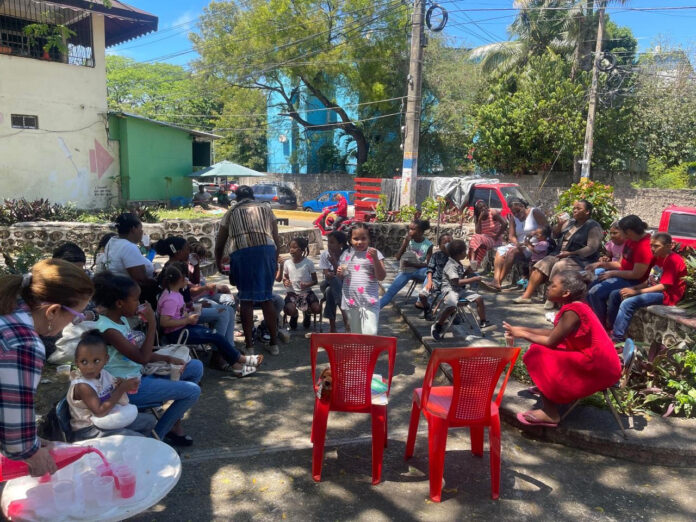 FundoVida realiza convivio educativo sobre valor de la lectura, vida de Sánchez, Batalla del 19 Marzo y Revolución de Abril, 1965