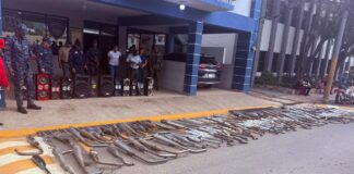 Policía Nacional destruye 142 mofles y retiene bocinas en Constanza