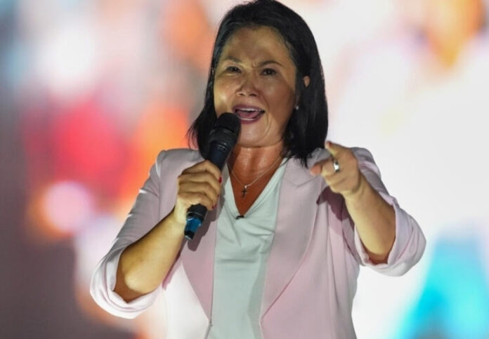 Fujimori considera «una buena noticia para Perú» la renuncia del organizador de elecciones