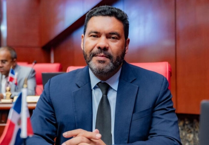 Senado aprueba ley contra la publicidad engañosa en el sector inmobiliario