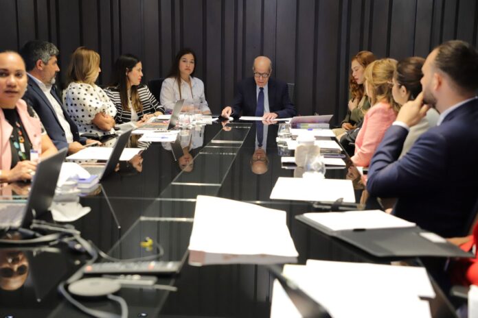 En el encuentro, se abordaron temas como el desarrollo de los sistemas nacionales de observación meteorológica y de Alerta Temprana para responder a las amenazas por eventos climáticos y la consolidación de alianzas.