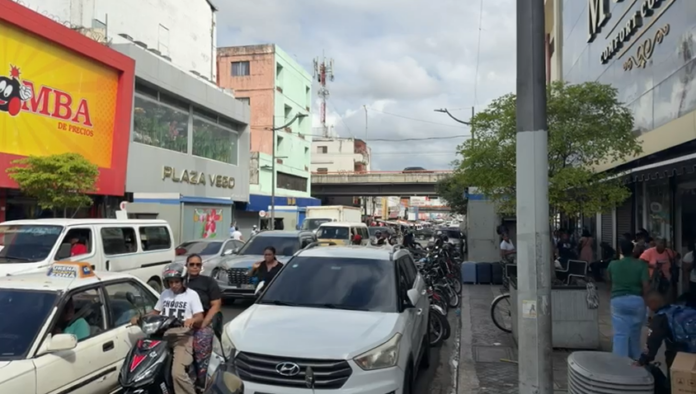 Éxodo por asueto de Semana Santa aumenta en la Duarte con París