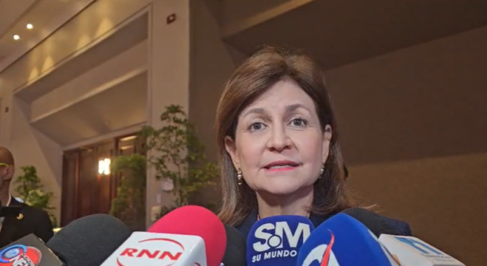 Raquel Peña llama a la prudencia y destaca avances en la reforma policial