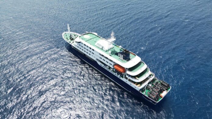 El crucero afectado por el hantavirus planea ir a Canarias tras evacuar a enfermos