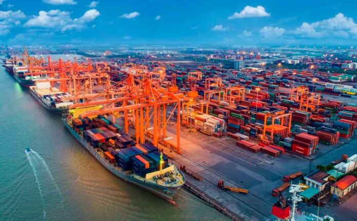 Guerra en Medio Oriente eleva incertidumbre en el comercio marítimo y presiona costos de importación