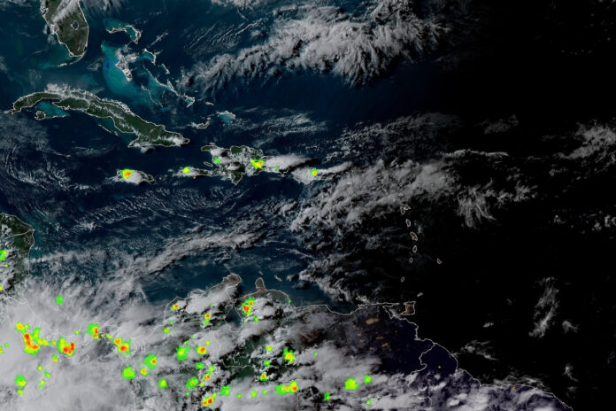 ¡Arranca temprano! Temporada ciclónica sorprende con su primera onda tropical