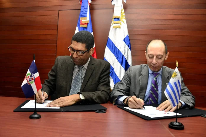 Las mismas serán para conocer experiencias concretas vinculadas a relocalizaciones de familias que habitan en zonas inundables o de riesgo ambiental.