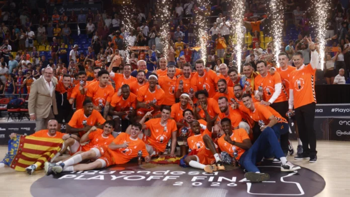Valencia Basket: ¡Impresionante paliza 84-108 al Barça y segundo título histórico con Jean Montero de MVP!