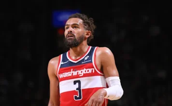 Trae Young declina opción de 49 millones y será agente libre en la NBA Trae Young declina opción de 49 millones y será agente libre en la NBA
