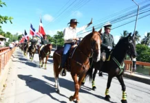 Miches celebra su tradicional cabalgata con participación de jinetes nacionales y extranjeros Miches celebra su tradicional cabalgata con participación de jinetes nacionales y extranjeros
