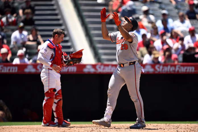 Los Nuestros MLB: Samuel Basallo lidera una explosiva jornada dominicana en Grandes Ligas