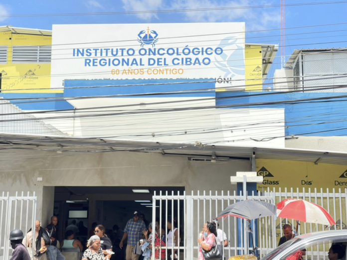Asimismo, indicó que mantiene plena disposición de colaborar con las autoridades competentes en todo lo que sea requerido para el esclarecimiento de los hechos que se investigan.