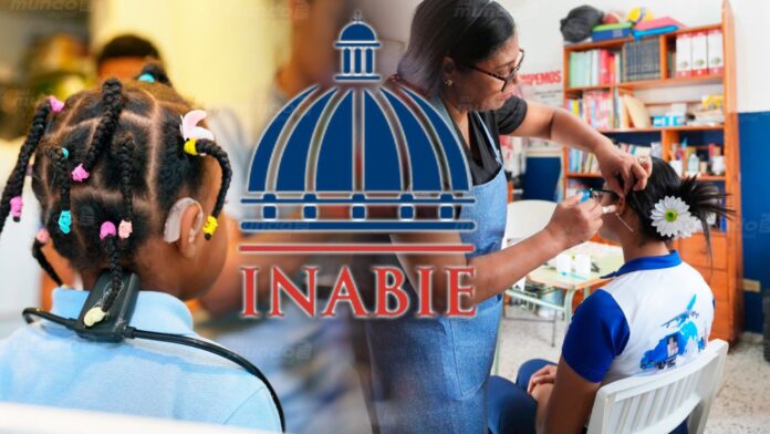 INABIE entrega dispositivos auditivos a más de 660 estudiantes