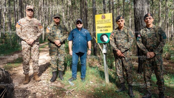 Ministros recorren zona fronteriza entre Duvergé y Pedernales para evaluar seguridad e infraestructura