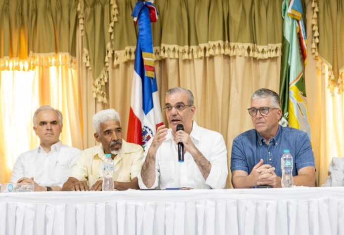 Asociación de Ganaderos de Duvergé reconoce a Abinader por su respaldo al desarrollo del sector ganadero