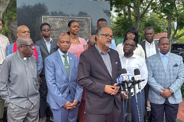 Temor entre haitianos en EE. UU. ante posible fin de permisos de trabajo por vencimiento del TPS