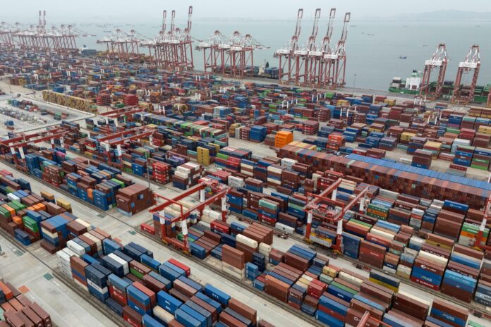 China impone multa de 765 millones de dólares a Trip.com tras investigación antimonopolio