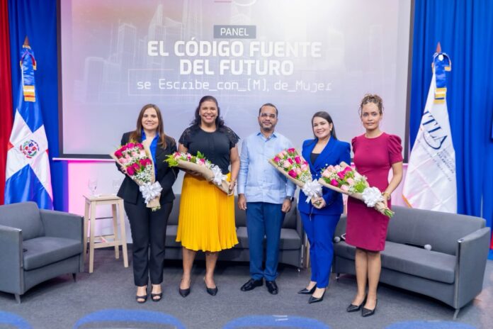 ITLA apuesta por más mujeres en ciencia y tecnología con panel sobre liderazgo e innovación