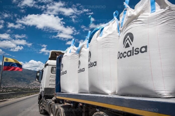 DOCALSA dona 50 toneladas de cal viva para apoyar labores humanitarias en Venezuela