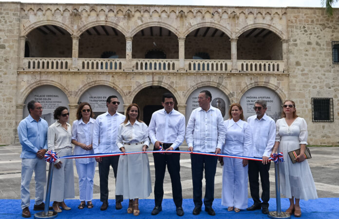 Turismo entrega remozamiento del Alcázar de Colón e inicia alumbrado en Ciudad Colonial