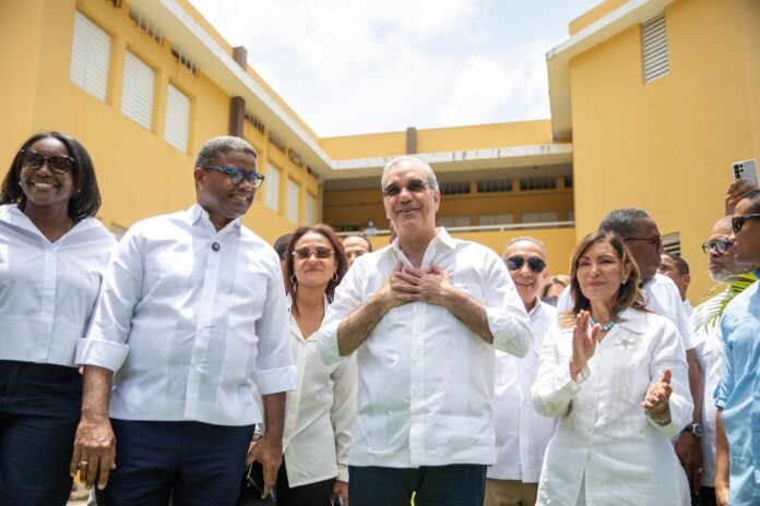 Abinader destaca transformación de Samaná con la construcción del puerto de Arroyo Barril