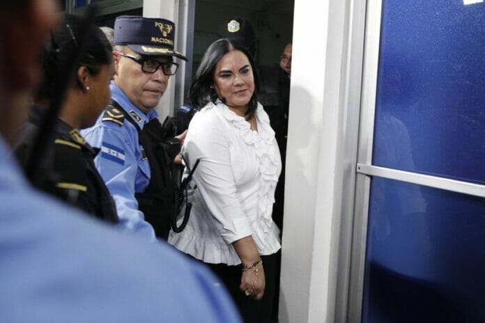 Ex primera dama de Honduras es condenada a más de 14 años de prisión