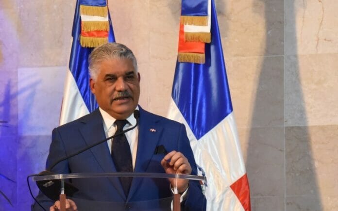 Miguel Vargas valora que situación de Haití debe ser prioridad de Abinader en Washington