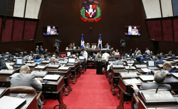 Legisladores respaldan solicitud de declarar estado de emergencia a provincias afectadas por Fiona