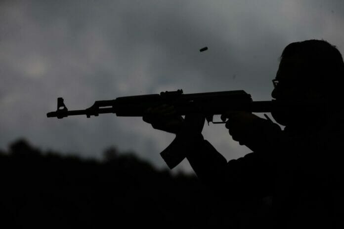 El Ejército de México vendió armas a criminales, revela hackeo