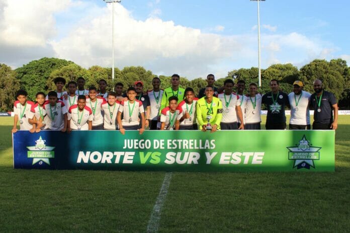 La representación de la Zona Norte tras ganar el partido en la tanda de penaltis.