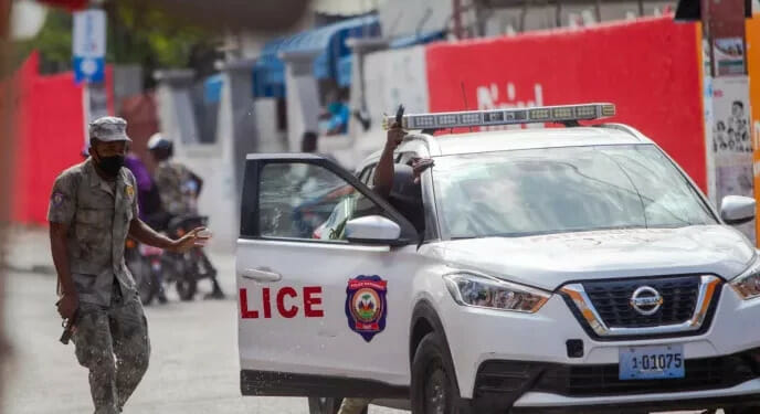 Policía haitiana mata a dos líderes de bandas