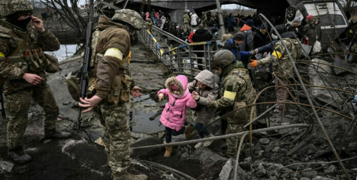 La guerra ha matado en Ucrania al menos a 429 niños