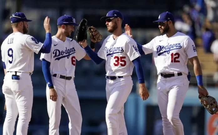 Dodgers termina con 111 victorias