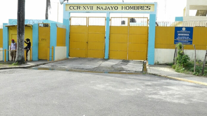 Investigan riña en Najayo Hombres; 7 reclusos resultaron heridos